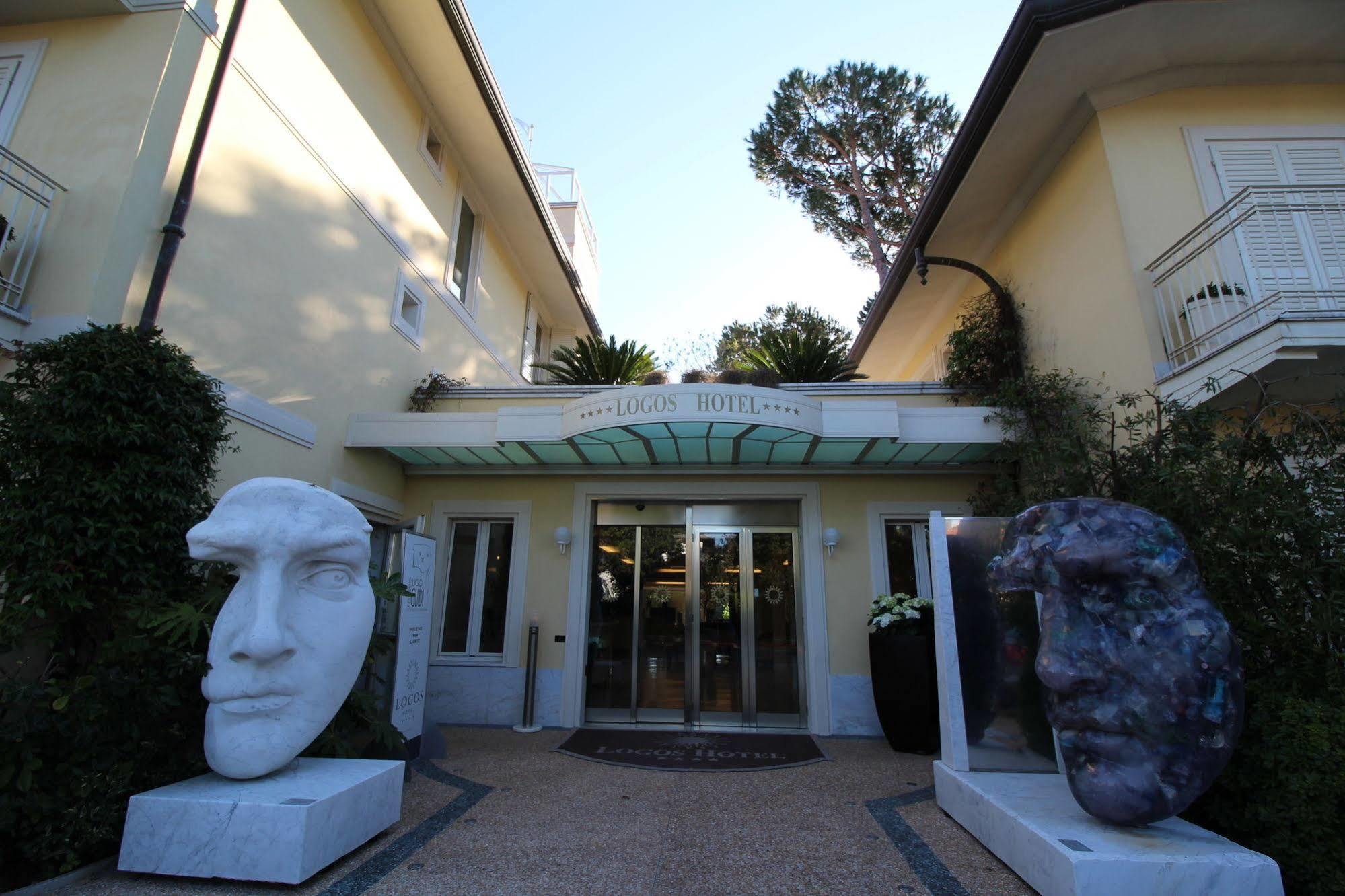 Jr Resort Logos Forte Dei Marmi Exterior foto